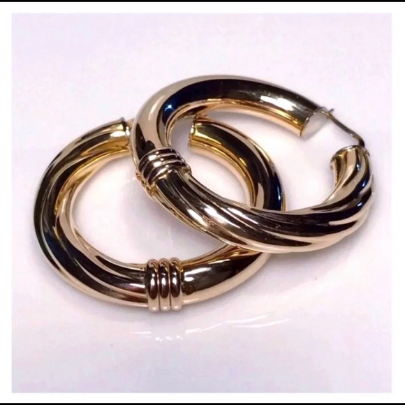 14KT DESIGNER X-LG HOOPS ~ BUTTERY RICH SOLID LUSTROUS YELLOW GOLD EARRINGS - Picture 3 of 12